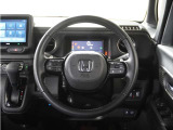 ◆ハンドル全体◆各種スイッチがハンドルから手を放さず操作できるので運転中でも楽に操作できます。