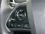 ステアリングスイッチ装備!運転しながら手元でオーディオの操作などができます。