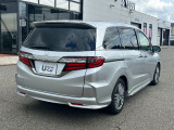 ホンダセンシング装着車となっております。衝突軽減ブレーキ、誤発進抑制機能、歩行者事故低減ステアリング、路外逸脱抑制機能、アダプティブクルーズコントロール、車線維持支援システム他、安全運転を幅広く支援。