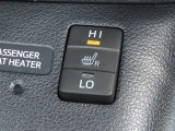 「シートヒーター」「シートクーラー」で座面と背もたれが夏は涼しく、冬は暖かく快適に運転できます☆