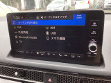 AVメニューはご覧の通り、様々なコンテンツに対応、ドライブを楽しく演出できます。詳しくはスタッフへお尋ねください