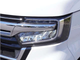 【ヘッドライト】省電力で長寿命の明るく運転しやすいLEDヘッドランプです。明るく照らすので暗い夜道からお客様を守ってくれます。お近くのホンダカーズ総社までお越しください。