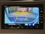 リアカメラ付で、後方をナビ画面で確認。車庫入れも安心です。もちろん、バックギアと連動しています。
