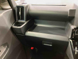 納車前にはプロのメカニックが、各部の点検を行います。ディーラーにしか出来ない品質、そしてサービスできっと満足していただけると思います!