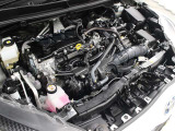 M15A-FXE型 1.5L 直3 DOHCエンジンと1NM型 交流同期電動機のハイブリッドシステム搭載、FF駆動です。