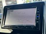 純正インターナビ付きでフルセグ・DVD再生・Bluetoothなど付いてとても便利な車両です♪