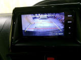 車庫入れなどでバックする際に後方確認ができて便利です。車庫入れ苦手な人もこれで安心!!