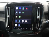 Google搭載のボルボなら、車内にいながら多彩なデジタルライフをお楽しみいただけます。Google Playから必要なアプリをダウンロードして、有意義な移動時間を楽しみましょう。