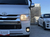 フロントライトはハロゲンを搭載しています。