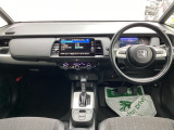 この度は、当店のお車をご覧いただきまして誠にありがとうございます。当店では全国販売・納車も行っております。県によって陸送費用は異なりますのでお気軽にお問い合わせください。
