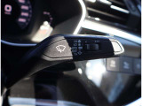Audi正規ディーラーが高品質をお約束。高度な訓練・教育を受けたAudi専任メカニックが、100項目にもおよぶ精密な点検を実施いたします。すべてをクリアしたAudi車だけが、あなたのお手元に届けられるのです。