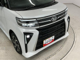ヘッドライトには目立つくすみも無くクリアに仕上がっております。ポリッシャーでのみがきの工程を取り、ツヤのあるキレイな状態へ。