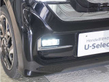 ◆フォグライト◆ 霧などの悪天候時、自車の位置を示すとともに前方や路肩が見えずらい時、近い位置をワイドに照らしてくれます