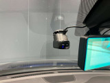 いくら安全運転をしていても、事故に巻き込まれることもあります。万が一の時に証拠として使えるドライブレコーダーがついてます♪