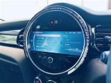 ◆LIBERALAは、輸入車選びの新たなスタイルを提案するインポート・セレクト・ブランドです。オーナー様となる方がクルマから直接感じる感性を第一にした、最良の一台との出会いをコーディネートいたします。