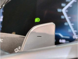 【パドルシフト付】Mマルチステアホイルに付随する「パドル・シフト」F1マシン感覚でシフトチェンジが可能となりよりドライビングの楽しさを演出します