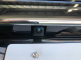 【バックカメラ】駐車時に安心のバックカメラが装備されています!