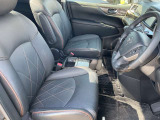 運転席まわりになります。実際に乗って頂き乗り心地をご体験してみてください。