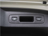 ◆予約機能付きパワーテールゲート◆キーや運転席のボタン、ハンズフリー機能など多彩なアクセスで自動開閉できます。