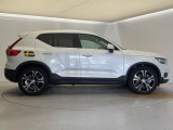 全国のVOLVOからお取り寄せが可能※!遠方の店舗に展示してあるクルマが気になる場合も、最寄りの店舗でご購入ただくことが可能です!是非私たちに要望をお聞かせください!※別途費用