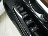 ◆パワーウィンドウスイッチ◆運転席から全席の窓の開閉操作を行うことが出来いつでも換気ができます!