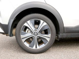 右リヤ205/55R17タイヤ&純正アルミホイール!