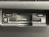 ETC車載器です!高速道路の料金所で慌てて小銭を探すことも無くなります。キャッシュレスでスイスイ、ストレスフリー♪