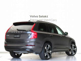 【Recharge T8 AWD Plug-in hybrid】エンジン、モーター、バッテリーの全てを一新。さらなる高効率を追求したプラグインハイブリッド。パワフルでスムーズな走りを生み出します 。