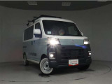 高輝度で点灯速度が速いLEDヘッドライト装備!LEDの明るい光が走行中の視界の確保をサポートして、夜のドライブがより楽しく安全に運転できます♪