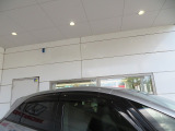 雨の日の換気に便利なドアバイザー装備車両◎雨の日のドライブに役立つ装備です◎