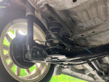 お車を安心してお乗りいただく為には、足回りの定期点検が欠かせません。サービスサポート(有償保証)では無料点検もご提供しており、安心のカーライフをお過ごしいただけるサポート体制が整っています。