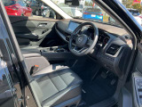 運転席は広くゆったり作られているので運転される方もリラックスして運転できます!