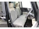 ■車内クリーニング■専門スタッフが見えないところまで徹底洗浄!車内のニオイもリフレッシュ!目に見えないところまで美しくがモットーです。だから、当店の中古車は内装にも自信があります!