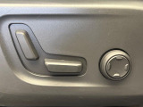 【パワーシート】スイッチ一つで簡単にシート位置の微調整が可能!電動だから力もいりません!自分に最適なシートポジションにセットして、快適なドライブをお楽しみください。
