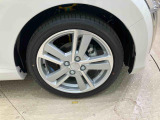 自動車保険もおまかせ下さい!保険資格をもったスタッフがお客様のニーズにあったプランをご提案させていただきます。