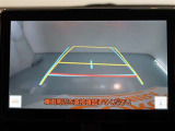 バックガイドモニターで、後方を確認しながら安心して駐車することができます。運転初心者も熟練者も必須の機能ですよ!