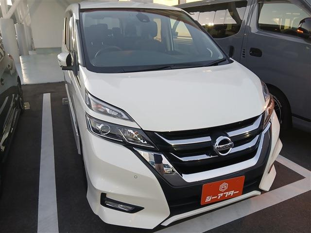 セレナ 2.0 ハイウェイスター 禁煙車 純正9インチナビ フルセグ