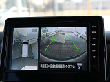 アラウンドビューモニター搭載で運転席からクルマの前後左右の状況を確認できます。