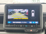 バック駐車が苦手な方や、初めてのお車で不安な方でも後方をナビ画面に映してくれるので、ラクラク停められます。