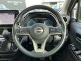 ステアリングスイッチ搭載!ハンドルひとつで手を離さなくても運転中視線をそらさなくても操作が出来て便利です