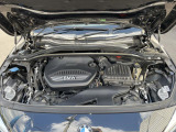 安心のBMW認定中古車は100項目の箇所を徹底的にチェック致します。機械的な箇所や電気系、コンピューターなどをご納車前に点検し、交換基準に達した部品は全て新品に修理返品した後にご納車致します。