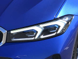 LEDのパワフルな白色光は太陽光の特性に近く、優れた視認性を発揮します。
