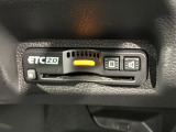 いまや快適なカーライフに欠かせないETCが付いています。