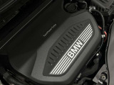 軽量コンパクトな直列4気筒BMWツインパワーターボディーゼルエンジンは地球に優しくパワフルです。