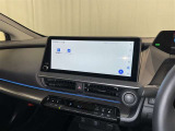 ディスプレイオーディオを装備。スマホとクルマをつなぐことで、これまでのナビに加えて、いろんなサービスが楽しめます。