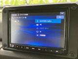 音源を一覧から選べる画面を備え、ラジオやBluetooth Audio、テレビなどの項目を確認しながら、日々の移動に合わせて使い分けられる便利な装備です。