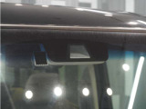 ◆Honda SENSING◆ カメラ等装置で精度の高い検知能力を発揮、安全運転を支援します。ステアリング上のコントローラーに注目!