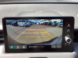 後方確認はバックカメラにお任せ♪後退時に便利で、駐車が楽になります♪