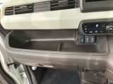 豊富に在庫を取り揃えています。 軽自動車からミニバン、セダン、SUV、話題のハイブリッド車などなど続々入荷中です!