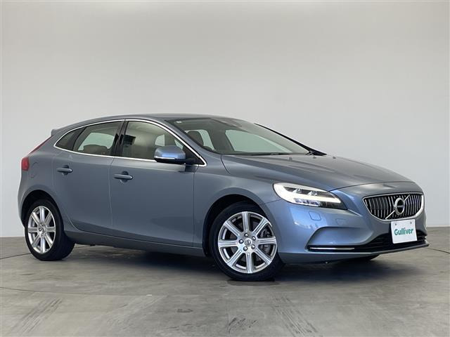 ボルボ V40 